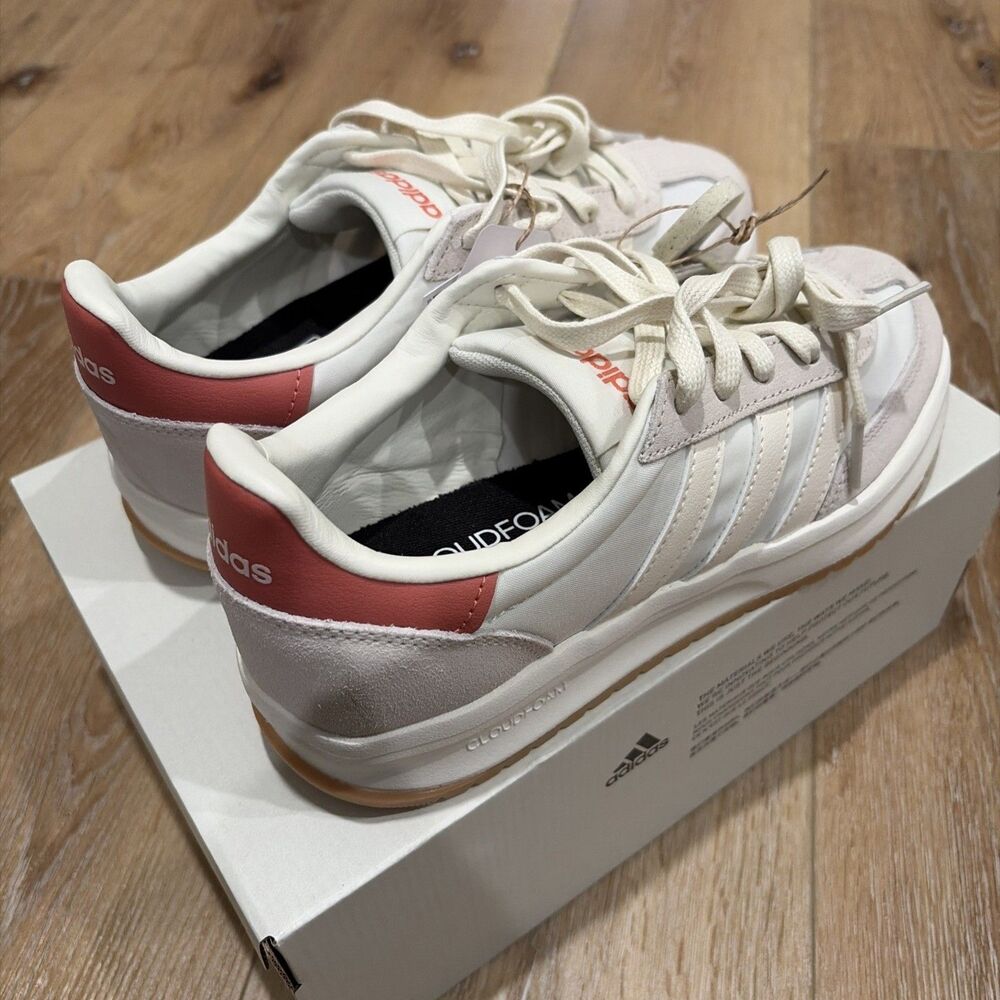 adidas Run 70s 2.0 Women’s Sneakers Cream White Pink Gum NEW size 7 - Picture 5 of 13